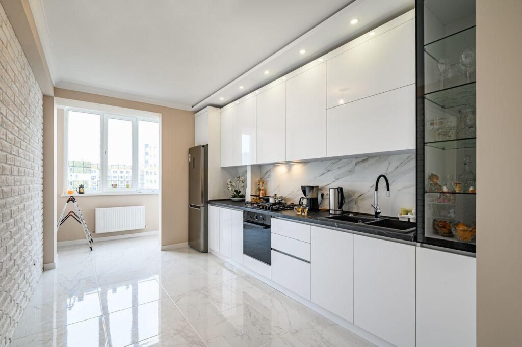 Modern Straight Kitchen